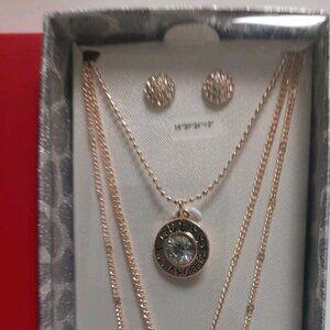 GUESS THREE NECKLACES & STUDS SET